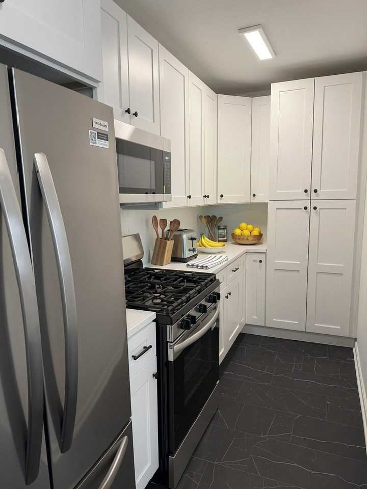 6825 S Crandon Ave #3 - Photo 3 of 14