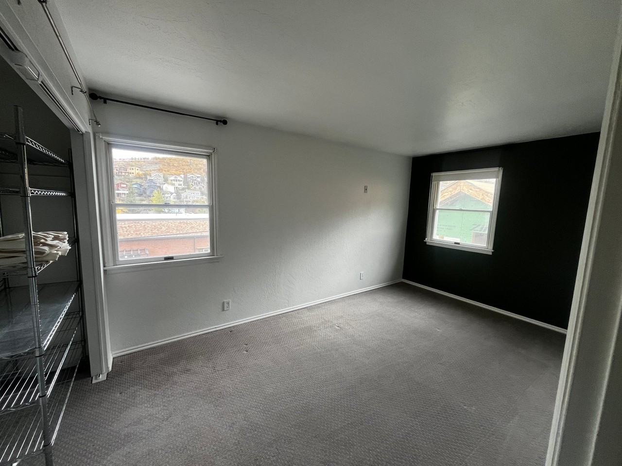 225 Park Ave - Photo 7 of 14