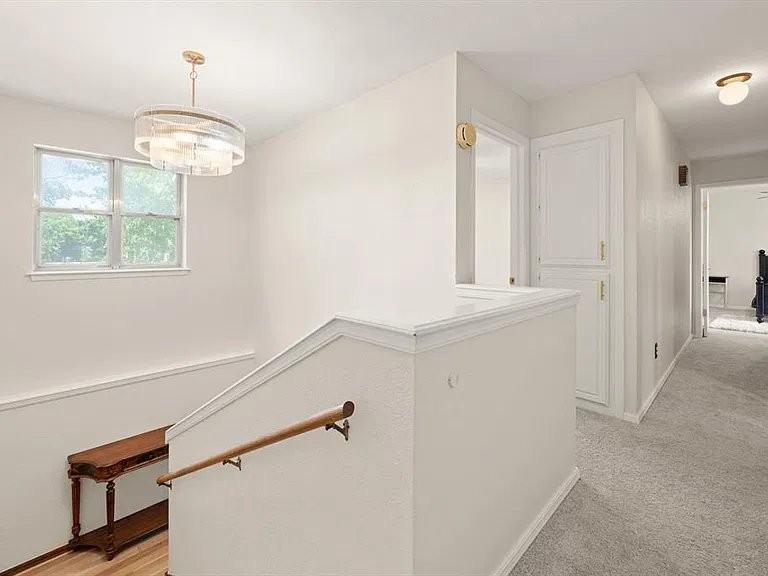 Nw 115th Pl - Photo 2 of 7