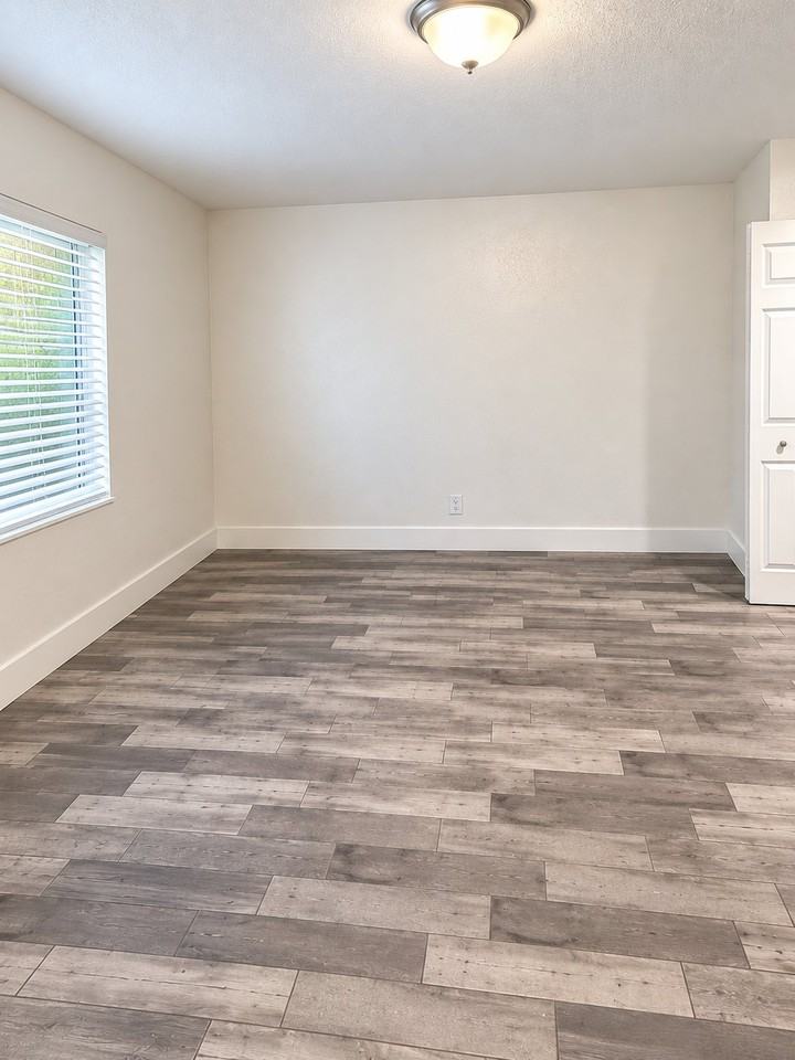 1721 Sw 11th Ct #1721A - Photo 4 of 8