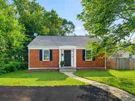 featured image of 117 River Rd