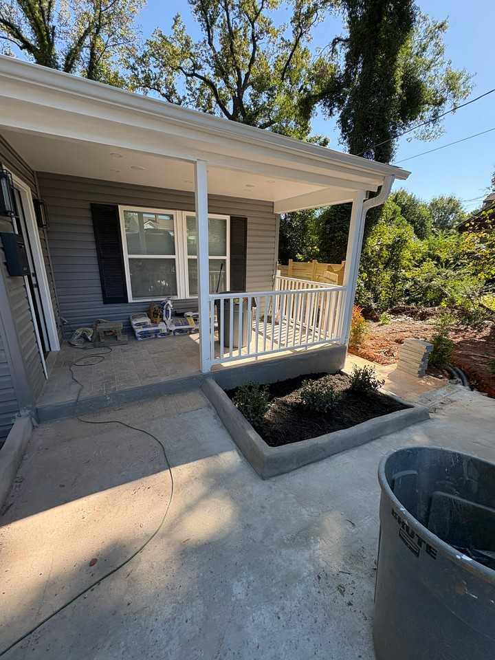 655 Bradford Dr - Photo 3 of 21