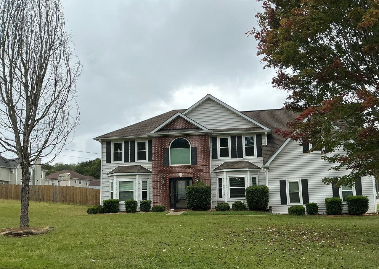 7085 Deshon Creek Ct - Photo 2 of 20