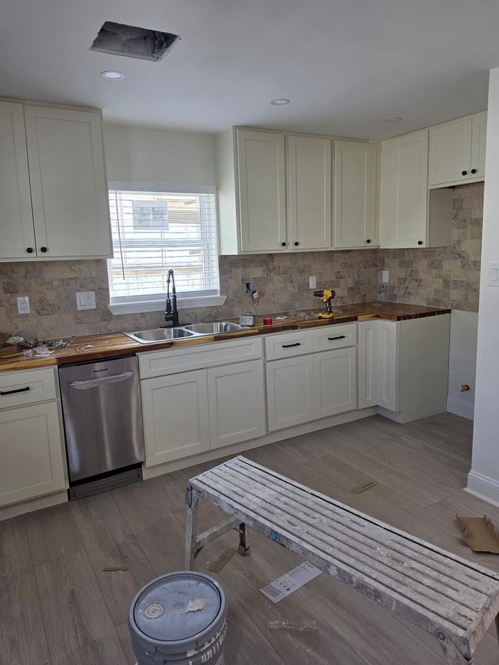 250 Mockingbird Ln #B - Photo 2 of 16