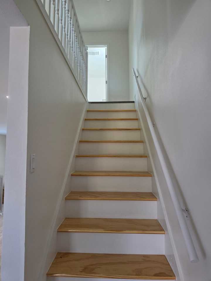 250 Mockingbird Ln #B - Photo 6 of 16