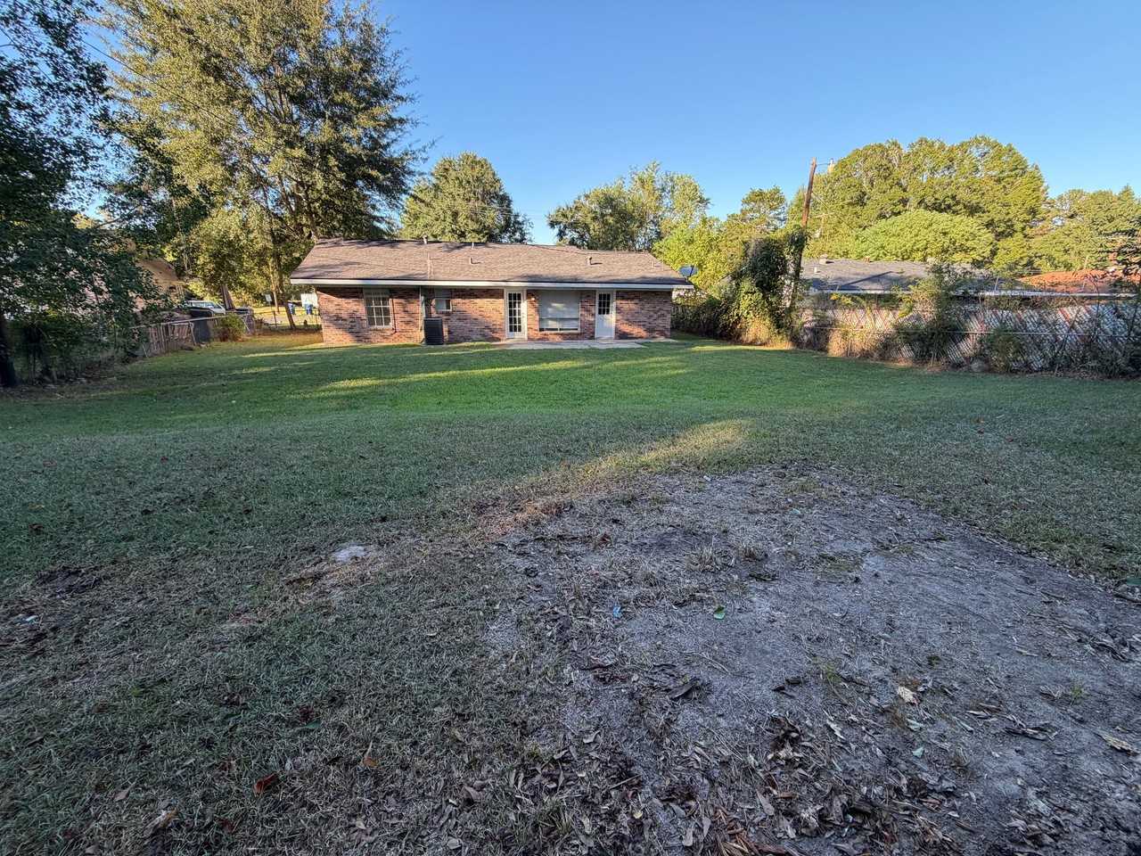 111 Nelda Dr - Photo 4 of 14