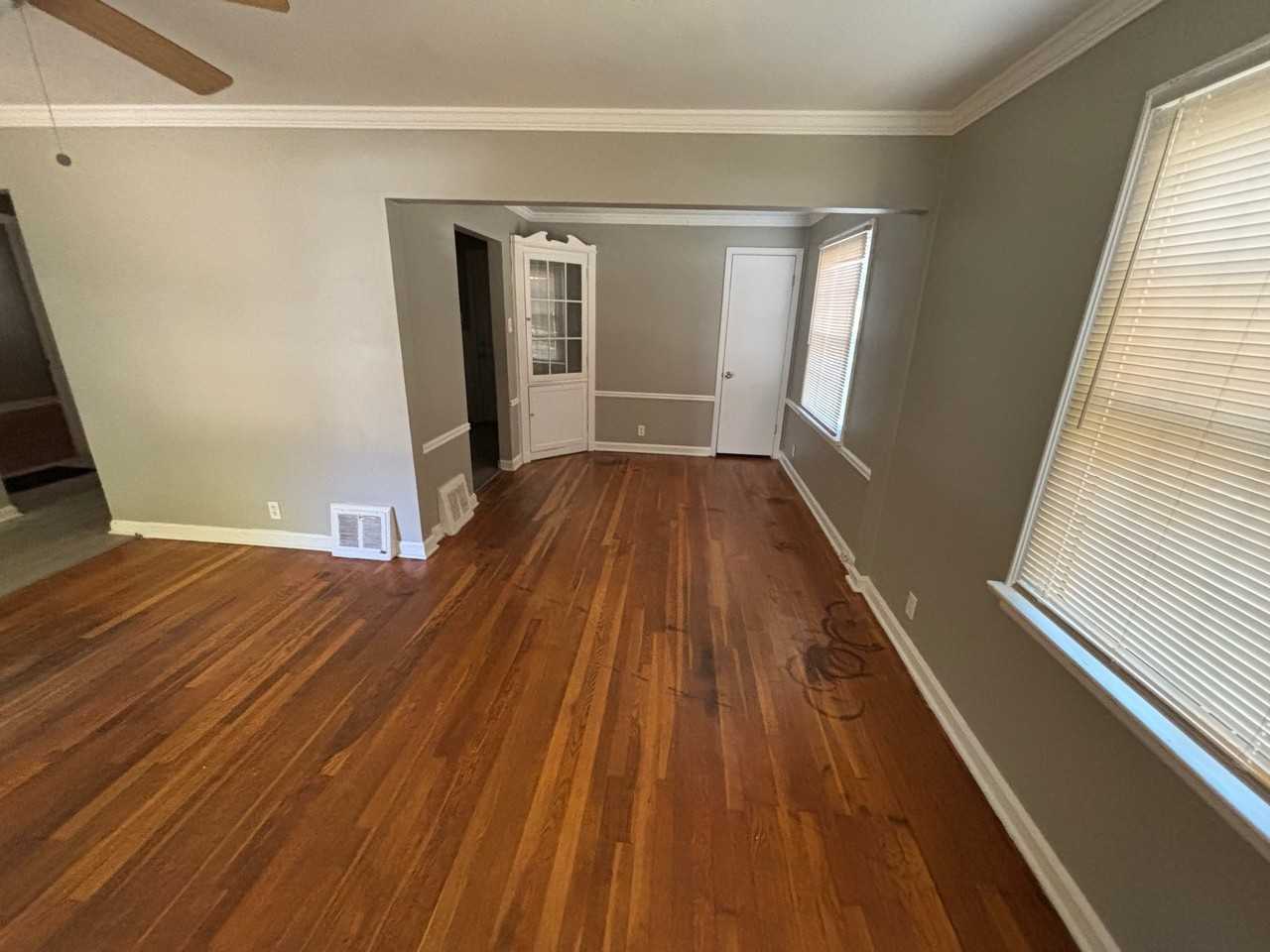 10089 Dwight Dr - Photo 5 of 16
