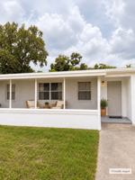 featured image of 1220 Stockton Dr