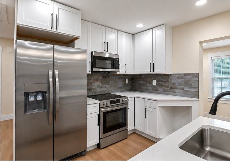 227 Staff Dr Ne - Photo 2 of 13