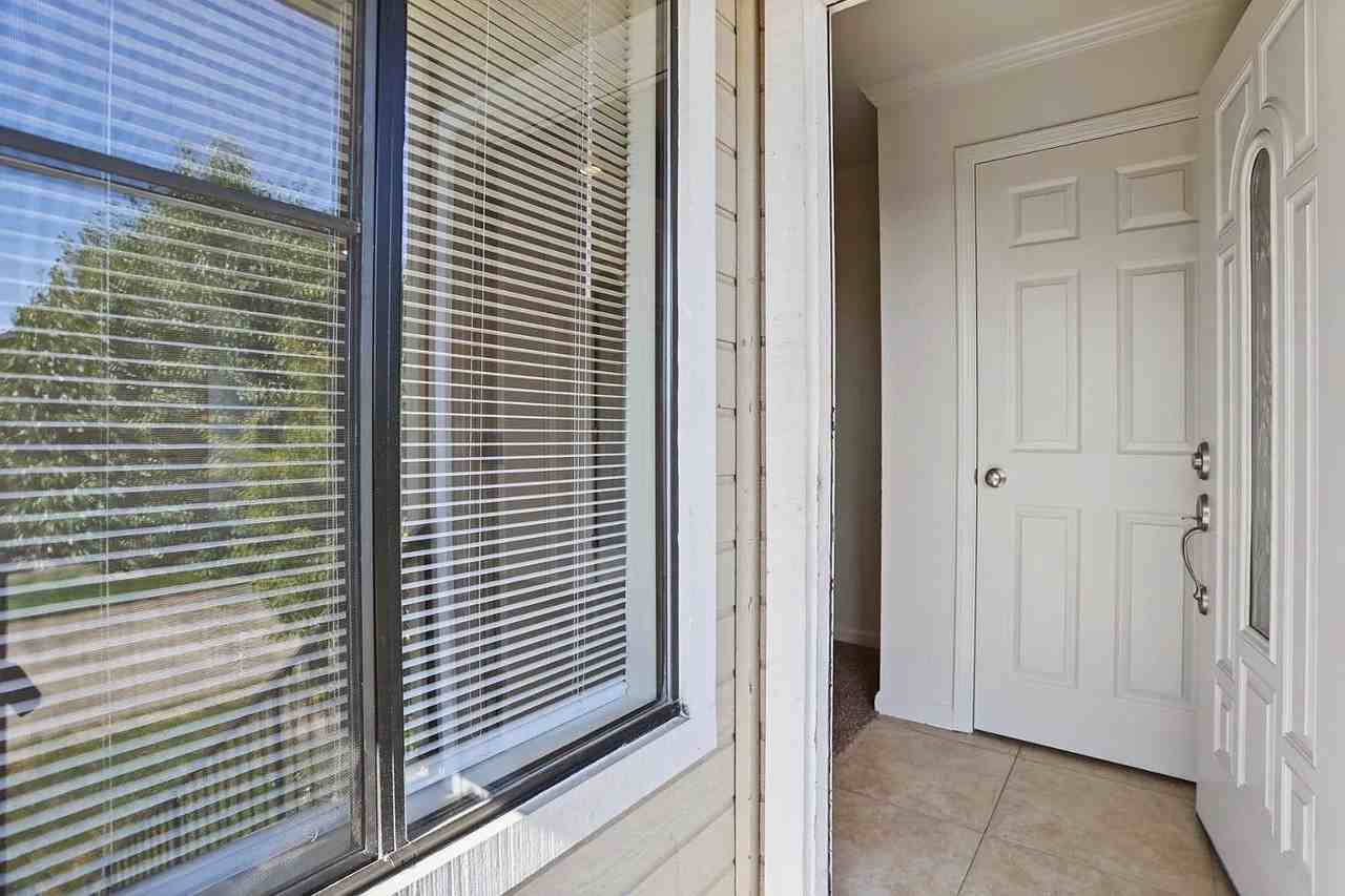 1918 S Mills Ave #3 - Photo 3 of 20