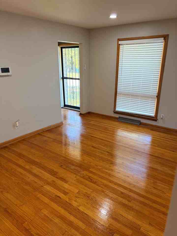 5400 Fillmore St - Photo 2 of 16
