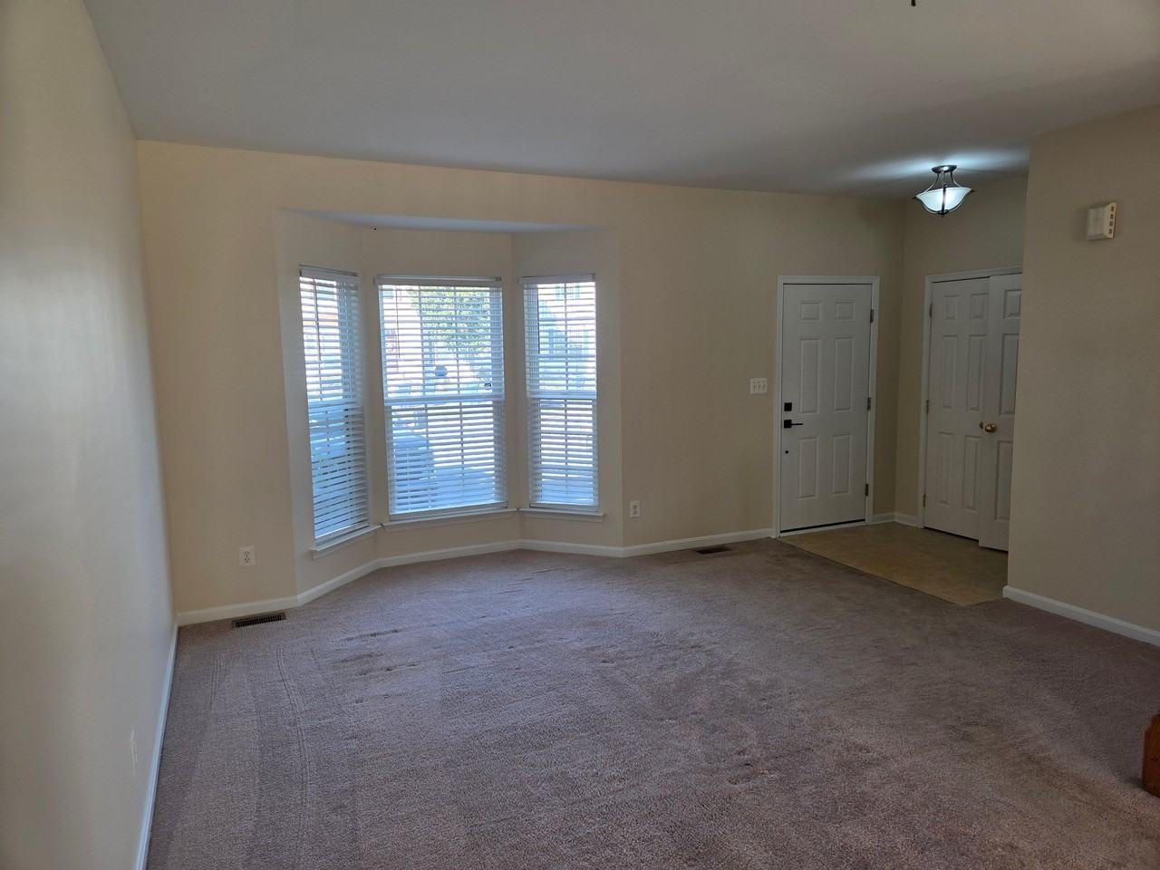 530 Sequoia Dr - Photo 5 of 20