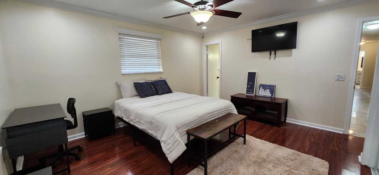 3508 Nw 46th St - Photo 7 of 14
