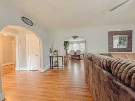 featured image of 400 Western Blvd