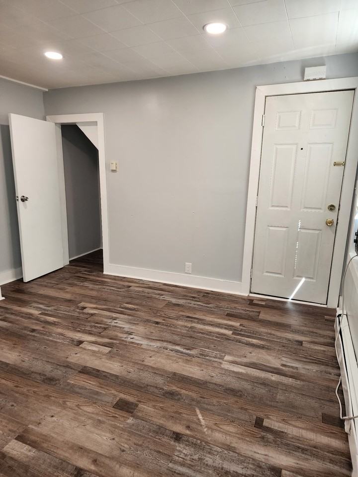 27 Belmont Ave #1A - Photo 3 of 8