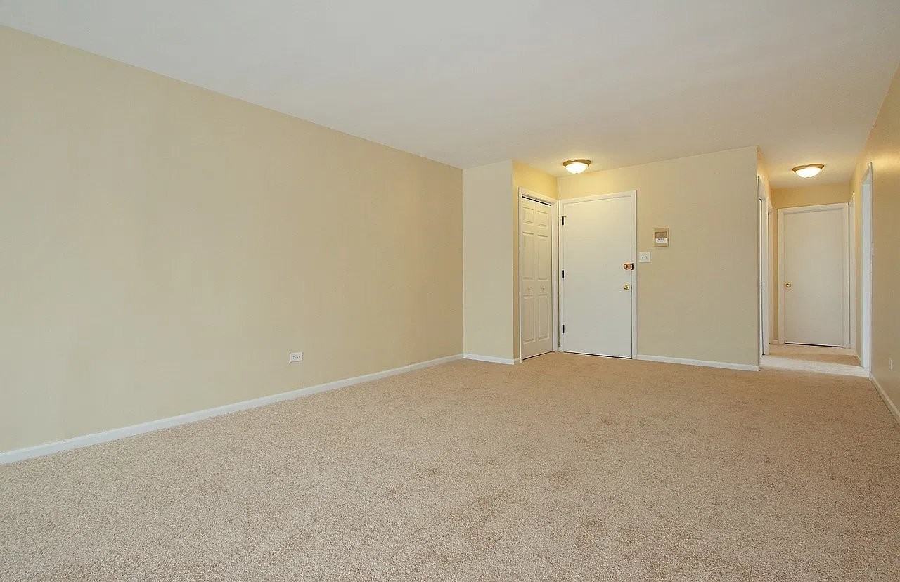 4854 Elm St #2B - Photo 7 of 13