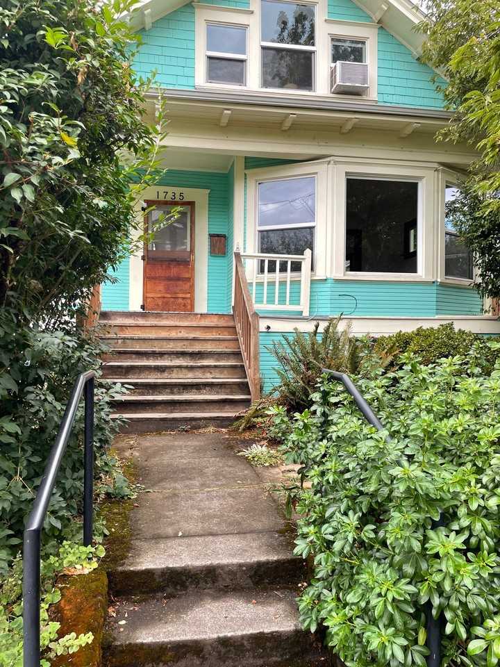 1735 Se 35th Ave