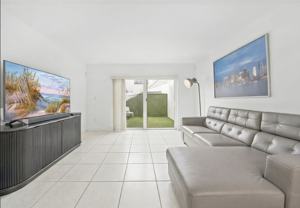 12310 Nw 11th St - Photo 1 of 1