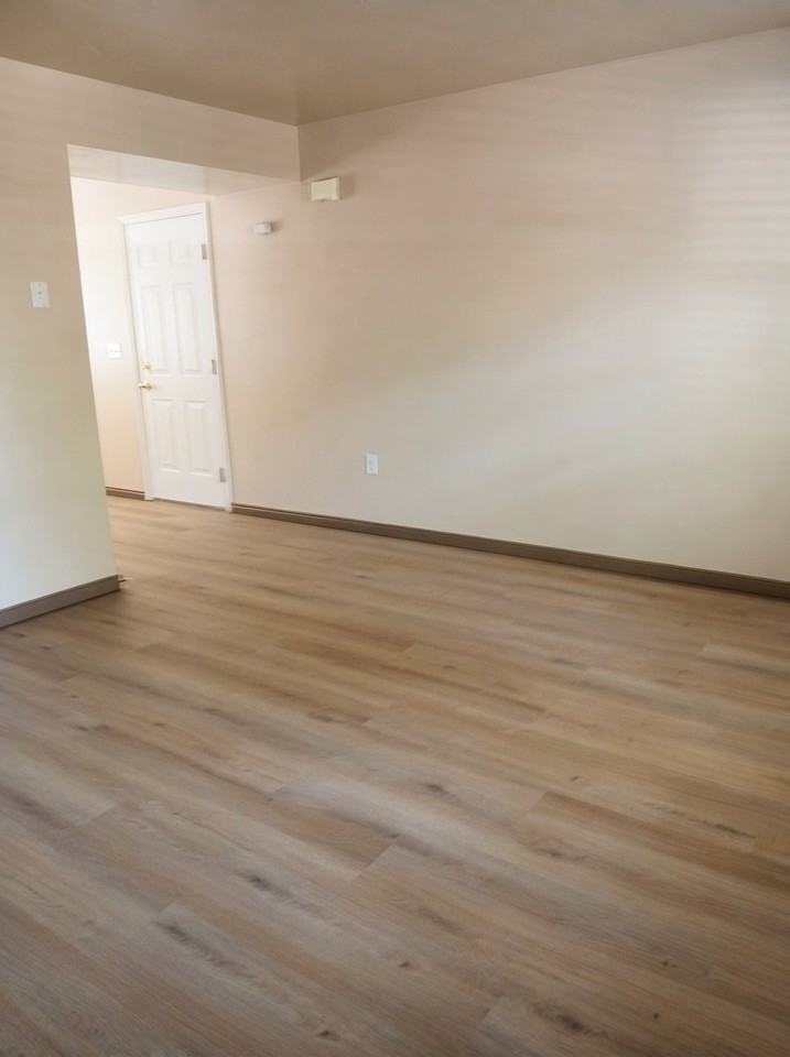 527 14th St #A2 - Photo 3 of 13