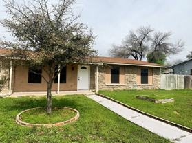 223 Dartmoor St - Photo 1 of 1