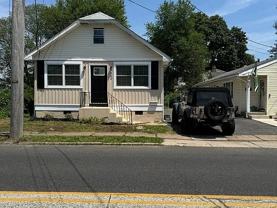 922 Union Ave - Photo 1 of 1