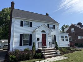 featured image of 5107 Eastover Rd