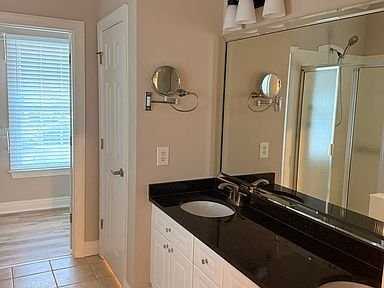 2305 Riverwood Dr - Photo 5 of 11