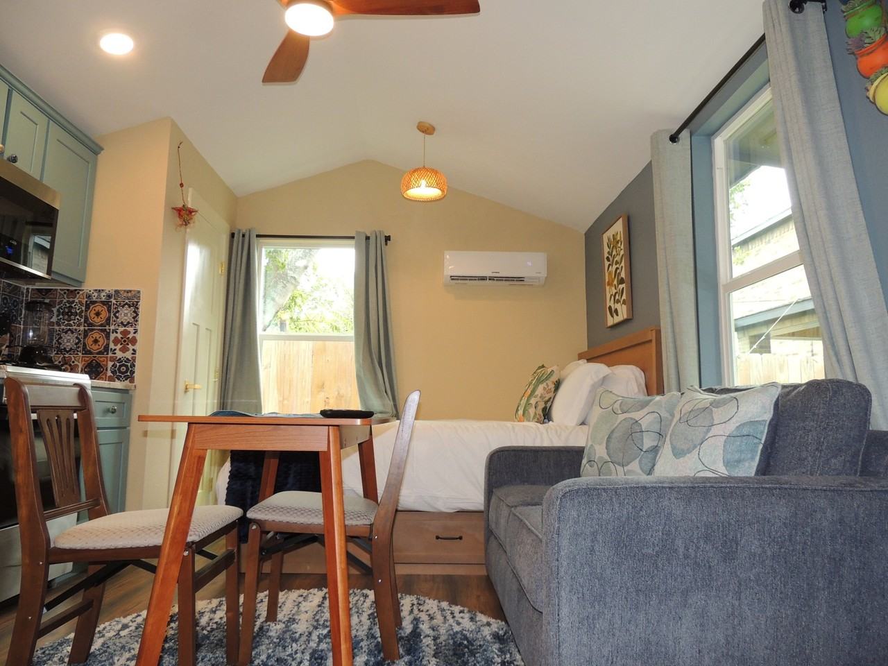 7405 Red Robin Ln #C - Photo 5 of 20