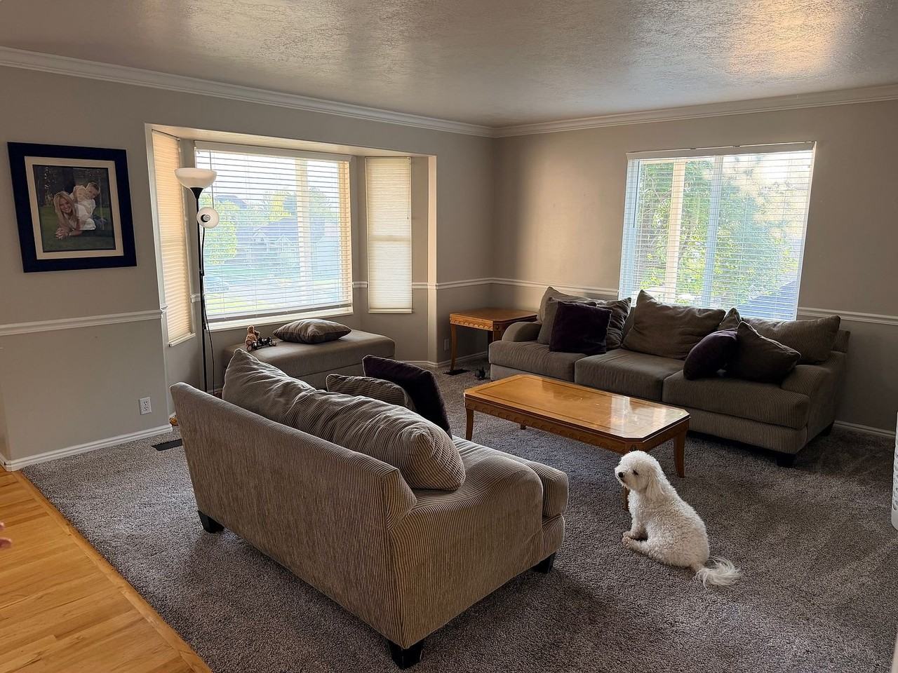 921 E Eaglewood Dr - Photo 3 of 5
