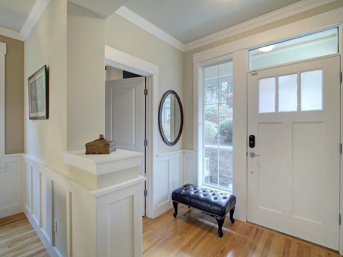 215 6th St S - Photo 4 of 5