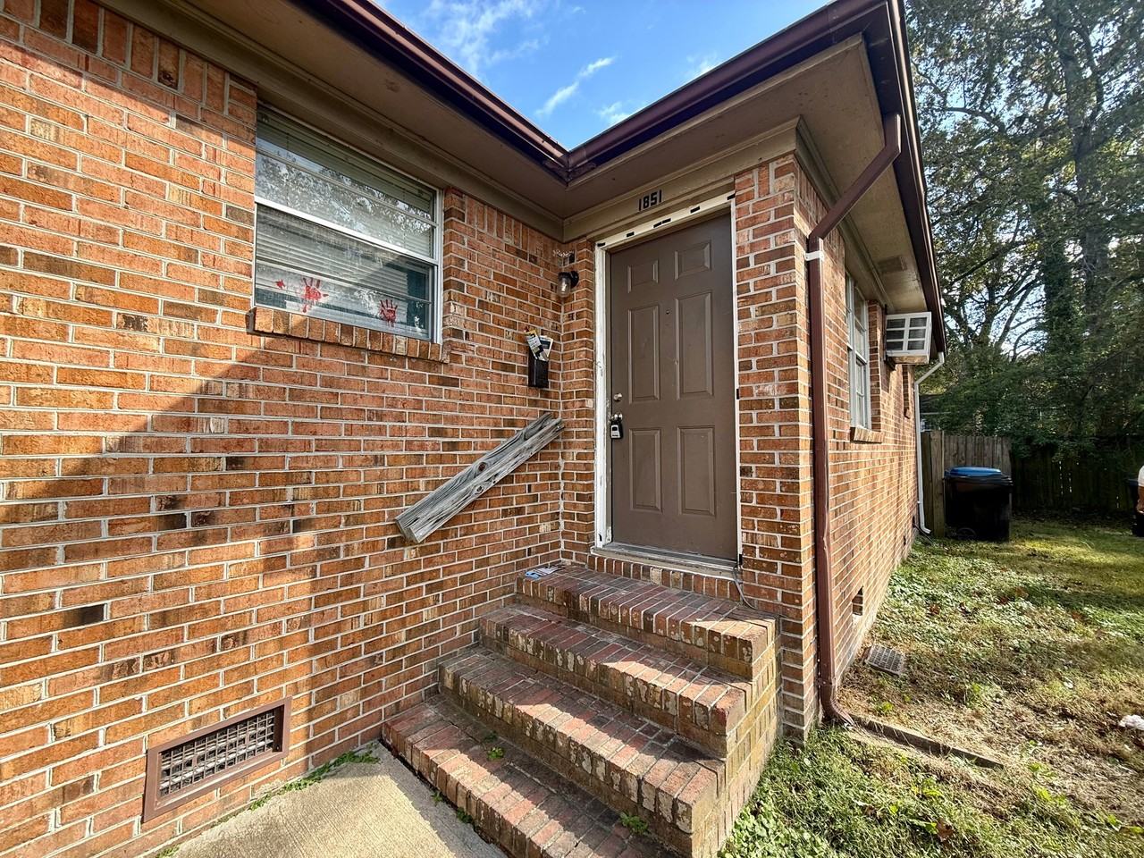 1851 Ego Dr - Photo 2 of 12
