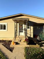 featured image of 416 E Newell St