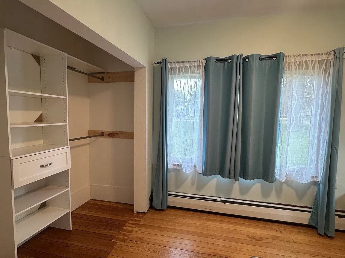 329 3rd Ave W - Photo 2 of 7