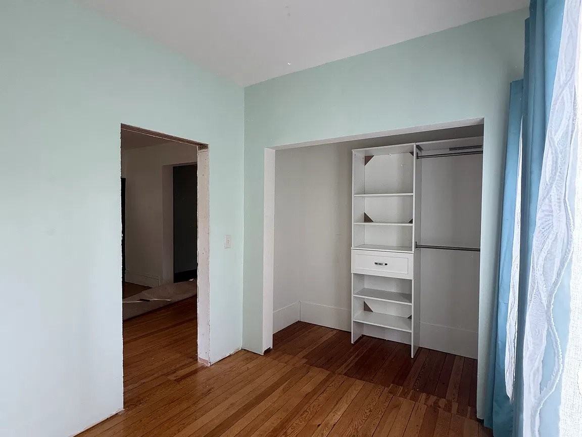 329 3rd Ave W - Photo 5 of 7