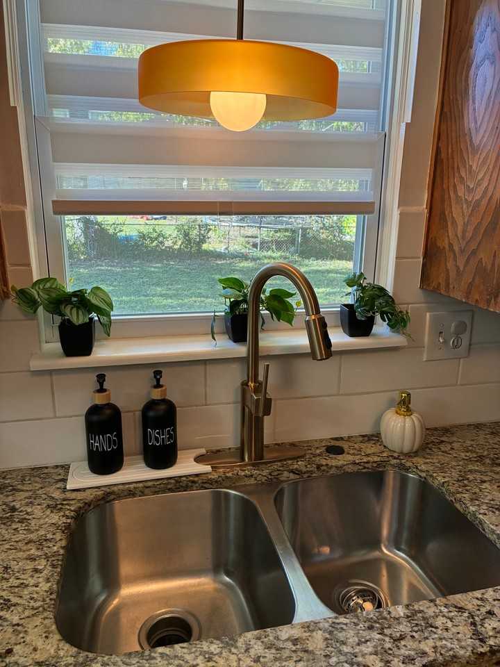 10106 W 95th St - Photo 4 of 20