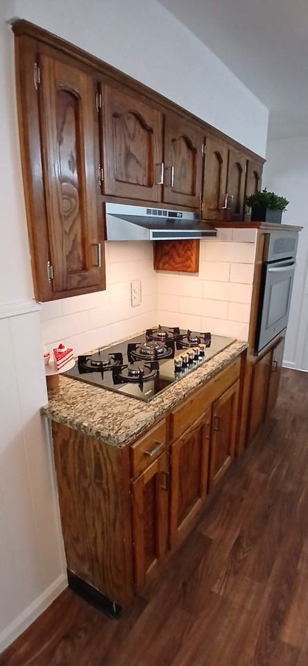 10106 W 95th St - Photo 5 of 20