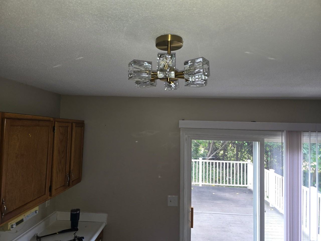 25 Parker St - Photo 5 of 12