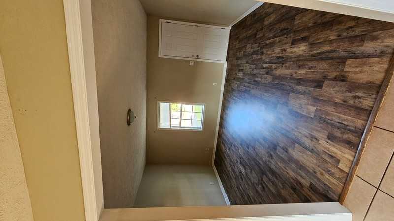 86 Dixie Ct - Photo 3 of 15