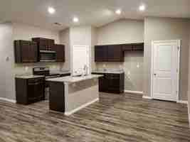 featured image of 414 S Longbranch Dr
