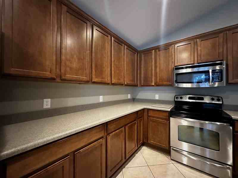 4133 Sw 46th Ter - Photo 2 of 2