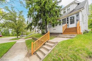20180 Hillcrest Dr - Photo 1 of 1