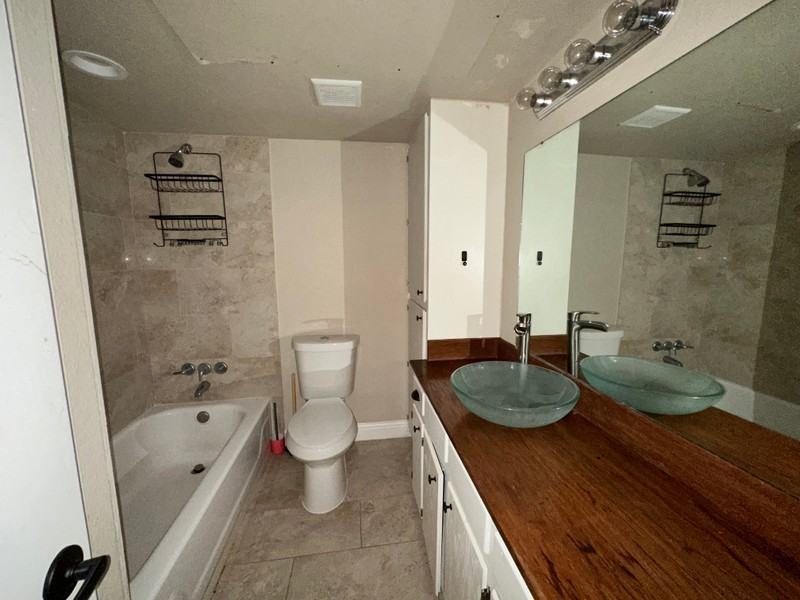 1415 Margie St #2 - Photo 2 of 5