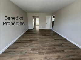 featured image of 31 E Maple St #31
