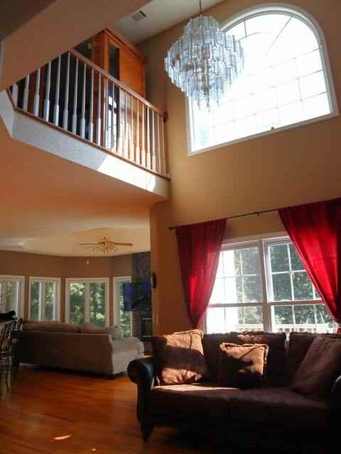 1130 Williams Bridge Rd - Photo 4 of 17