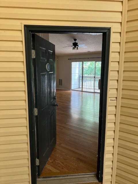 180 Wexford Dr - Photo 6 of 11