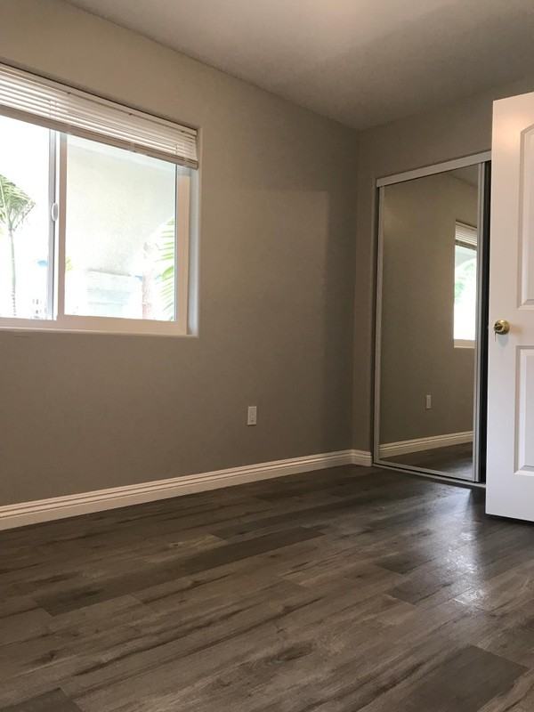 1129 Euclid Ave #1 - Photo 4 of 7