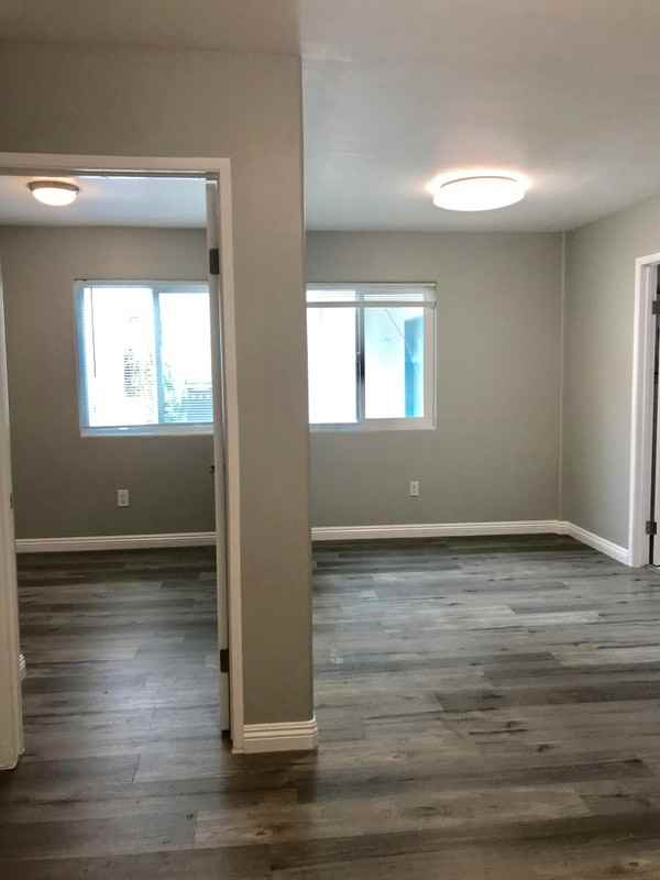 1129 Euclid Ave #1 - Photo 5 of 7