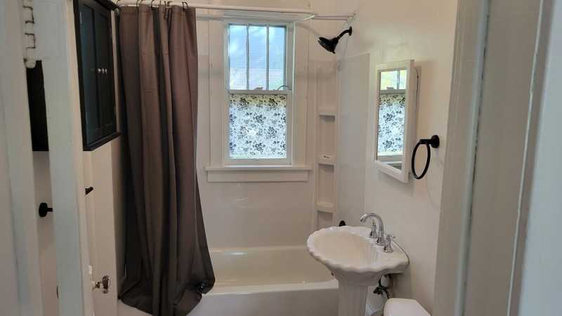 424 Michigan Ave #1 - Photo 6 of 6