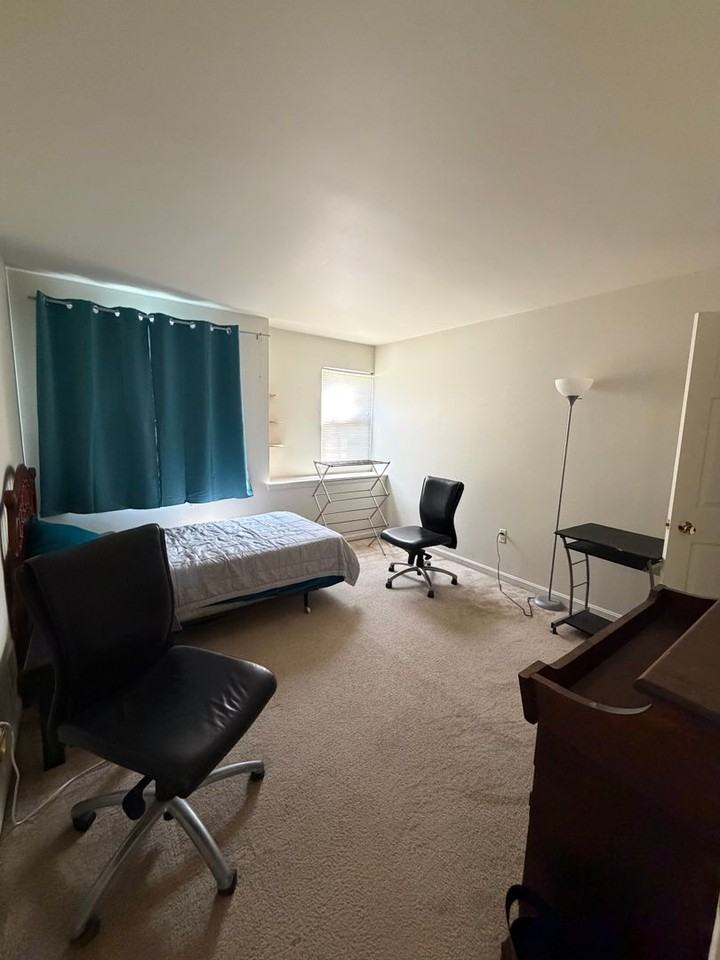 503 Peters Way - Photo 5 of 12