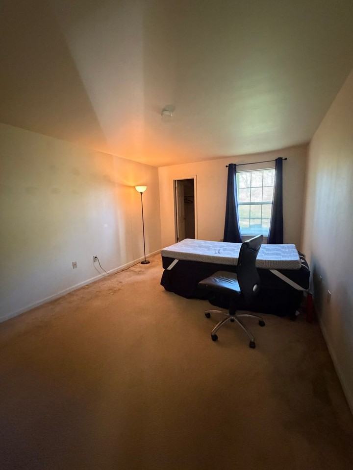 503 Peters Way - Photo 6 of 12
